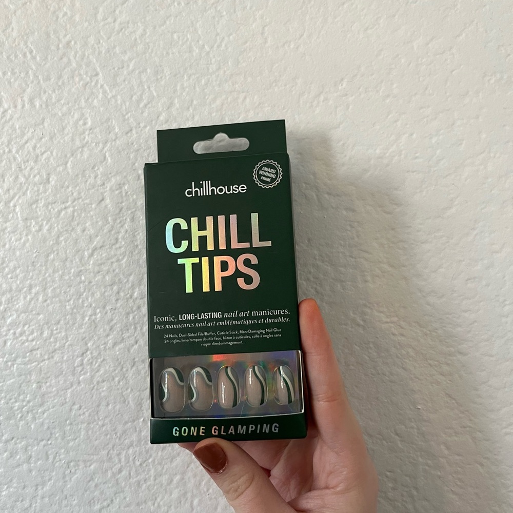 Glue On Nails - Green and White Swirls